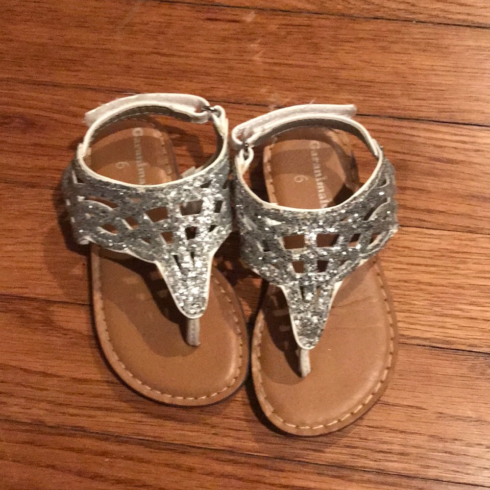 Girls sandals
